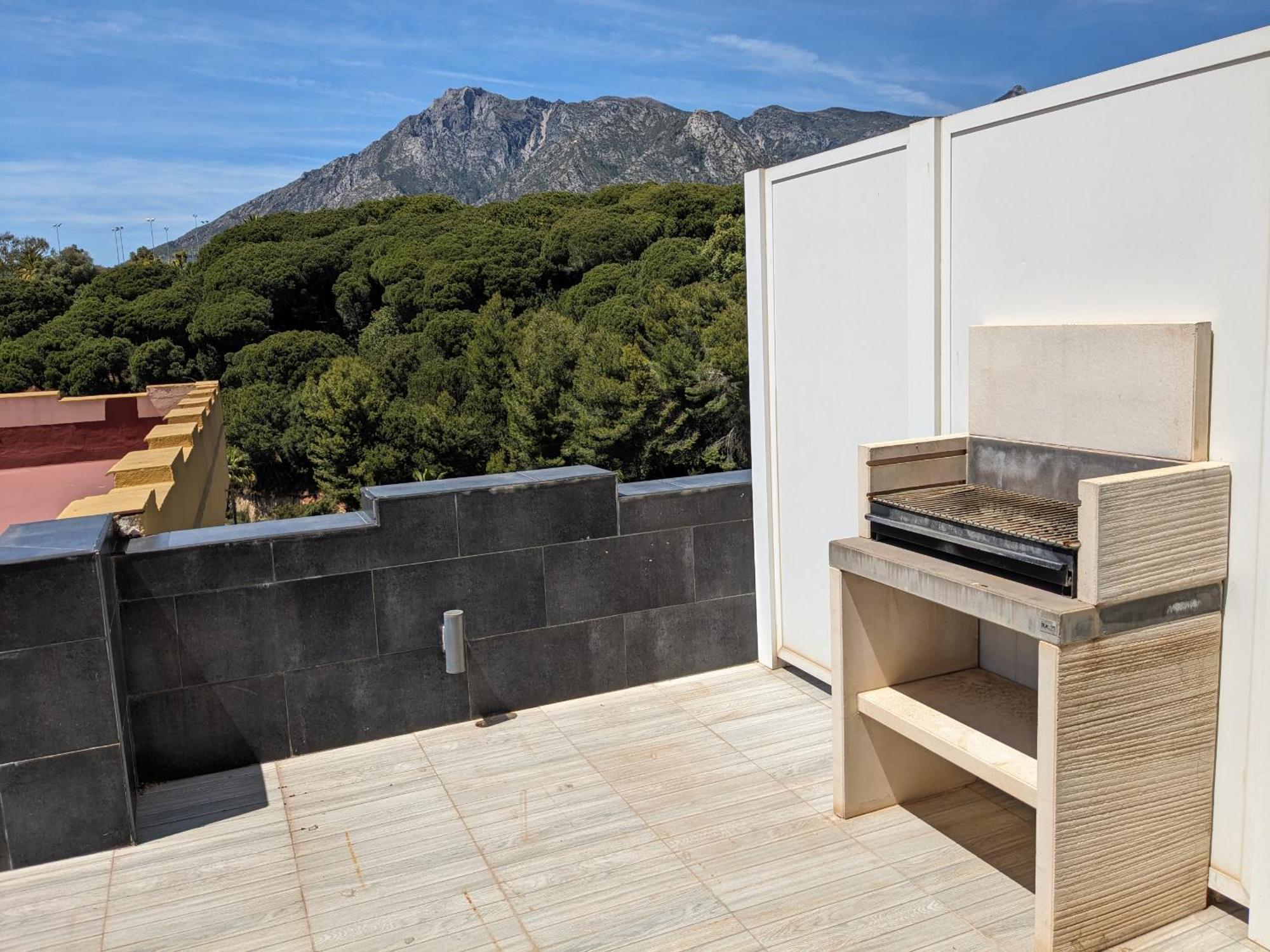 Apartamentos Con Vistas Y Terraza En ماربيا المظهر الخارجي الصورة