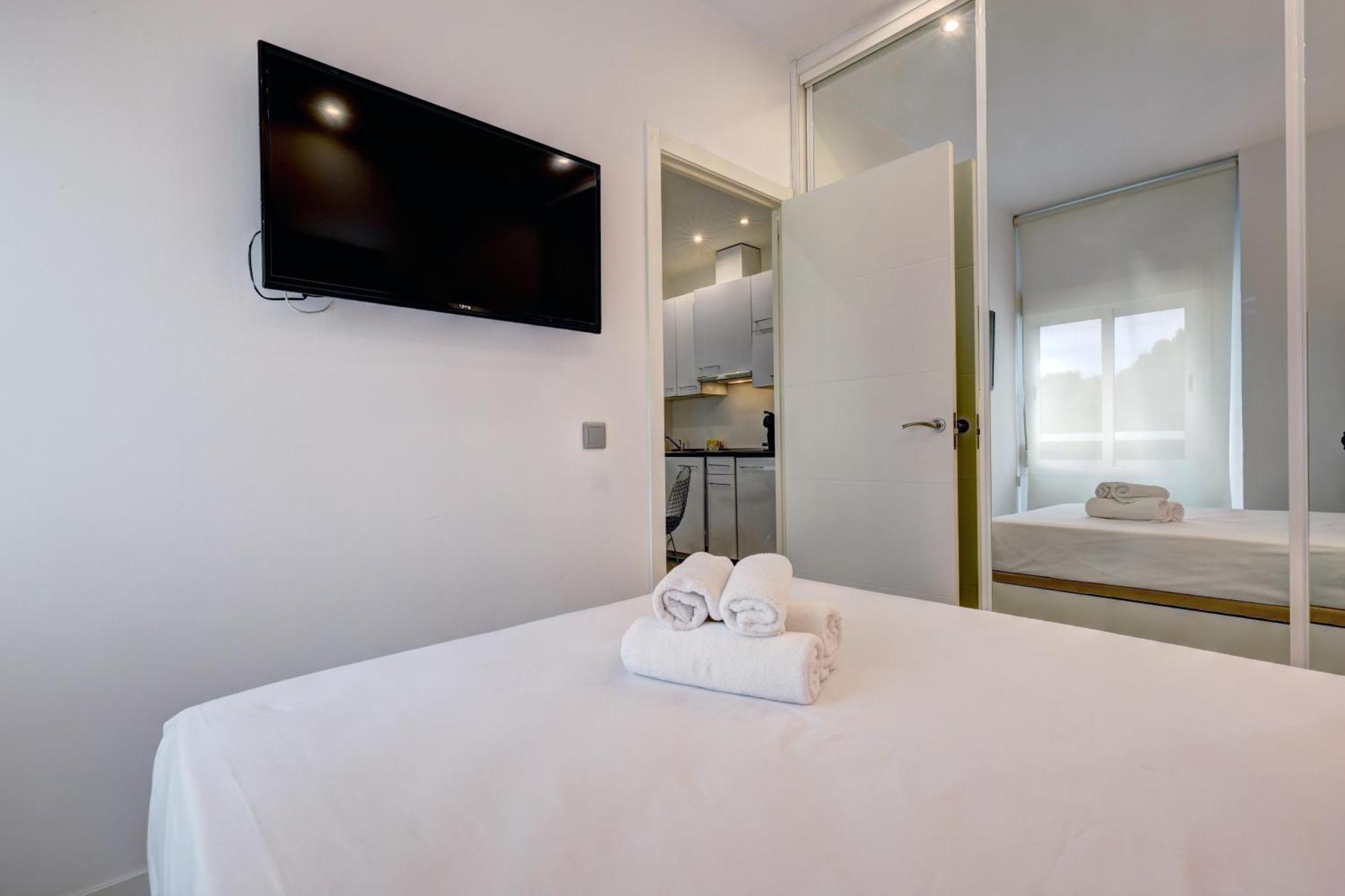 Apartamentos Con Vistas Y Terraza En ماربيا المظهر الخارجي الصورة