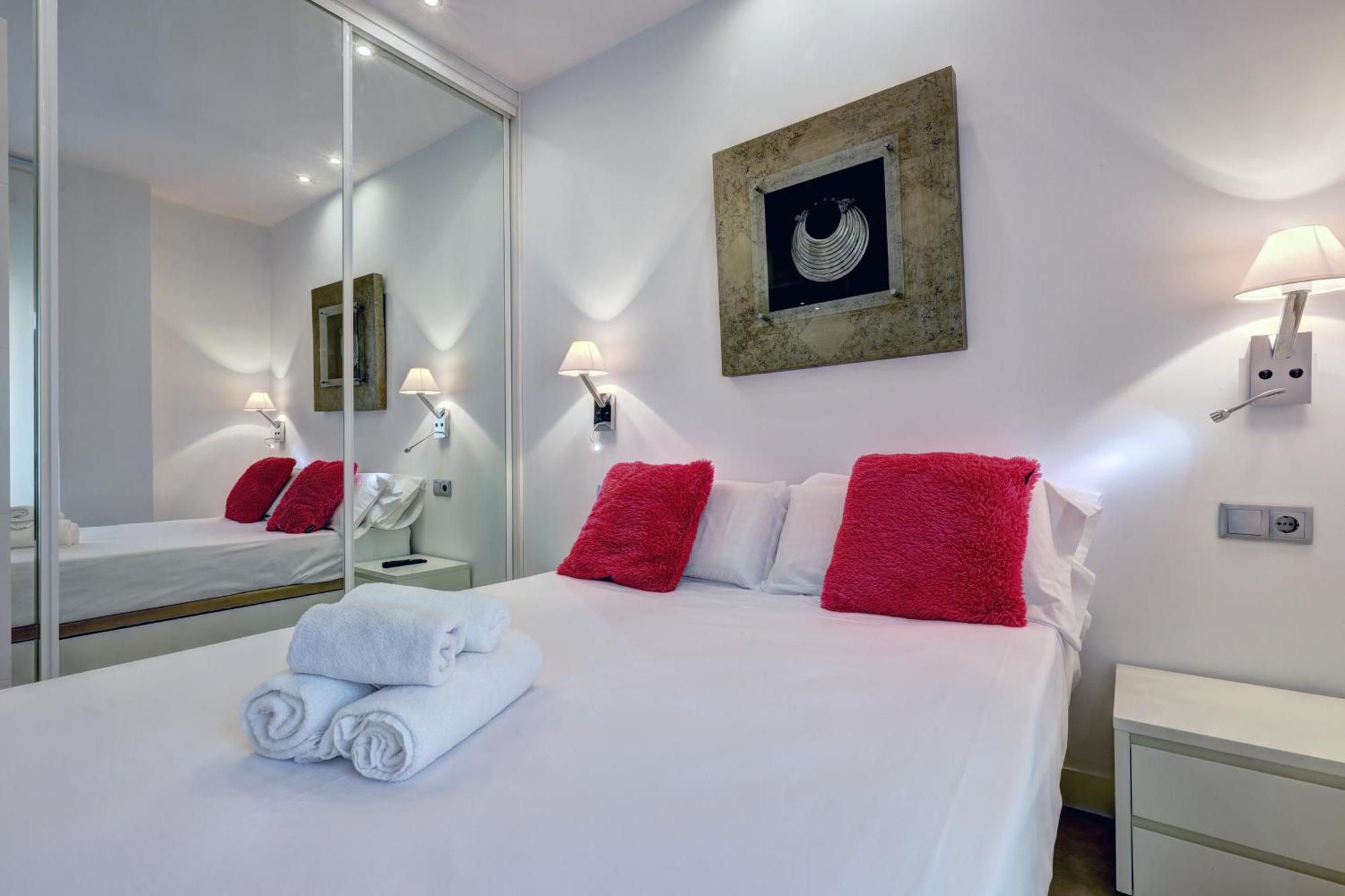 Apartamentos Con Vistas Y Terraza En ماربيا المظهر الخارجي الصورة