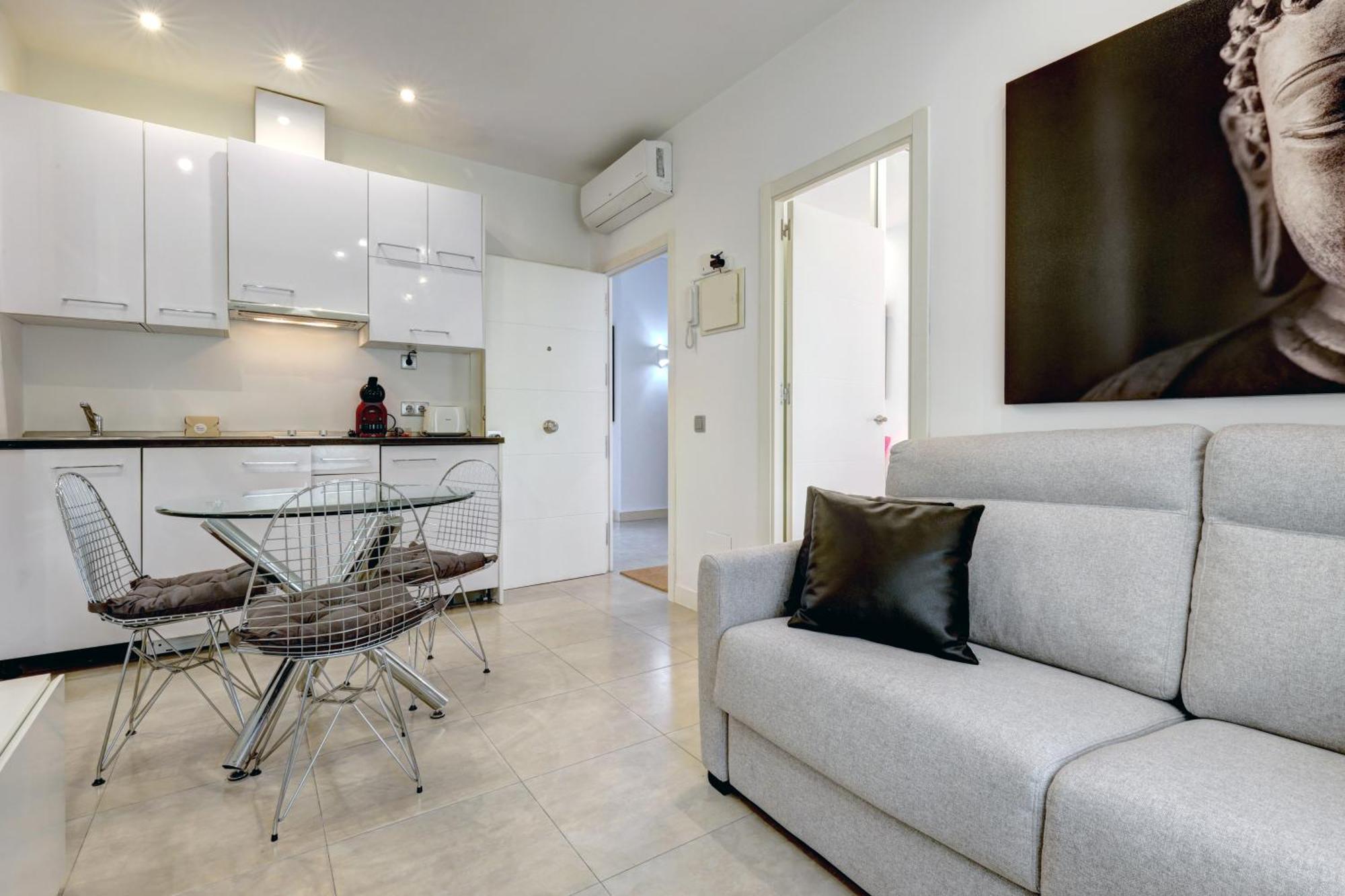 Apartamentos Con Vistas Y Terraza En ماربيا المظهر الخارجي الصورة