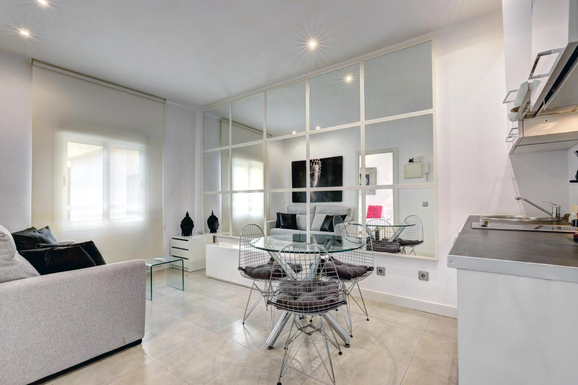 Apartamentos Con Vistas Y Terraza En ماربيا المظهر الخارجي الصورة