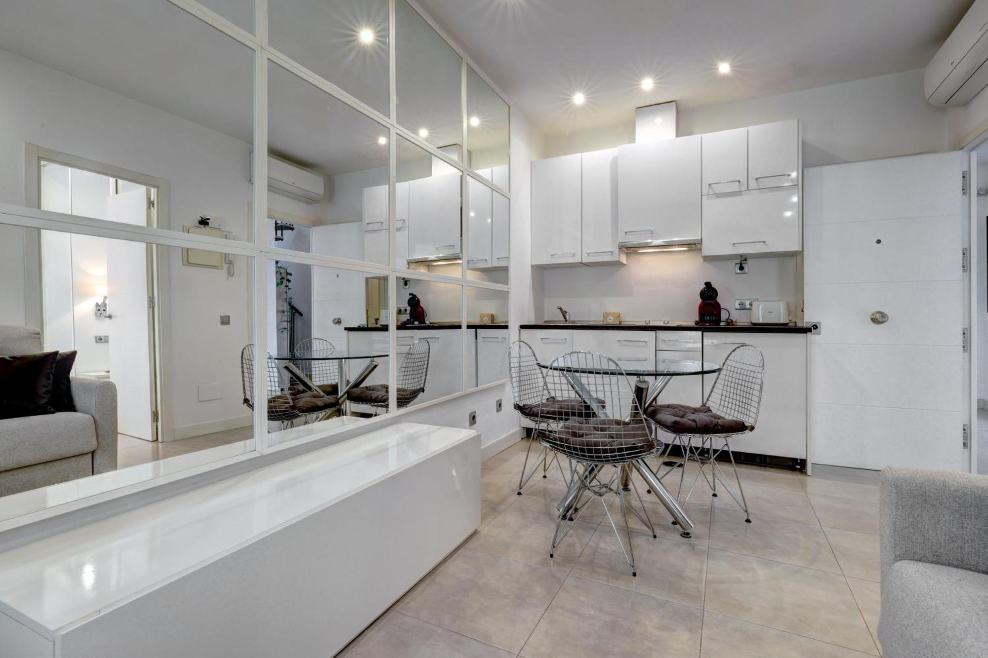 Apartamentos Con Vistas Y Terraza En ماربيا المظهر الخارجي الصورة