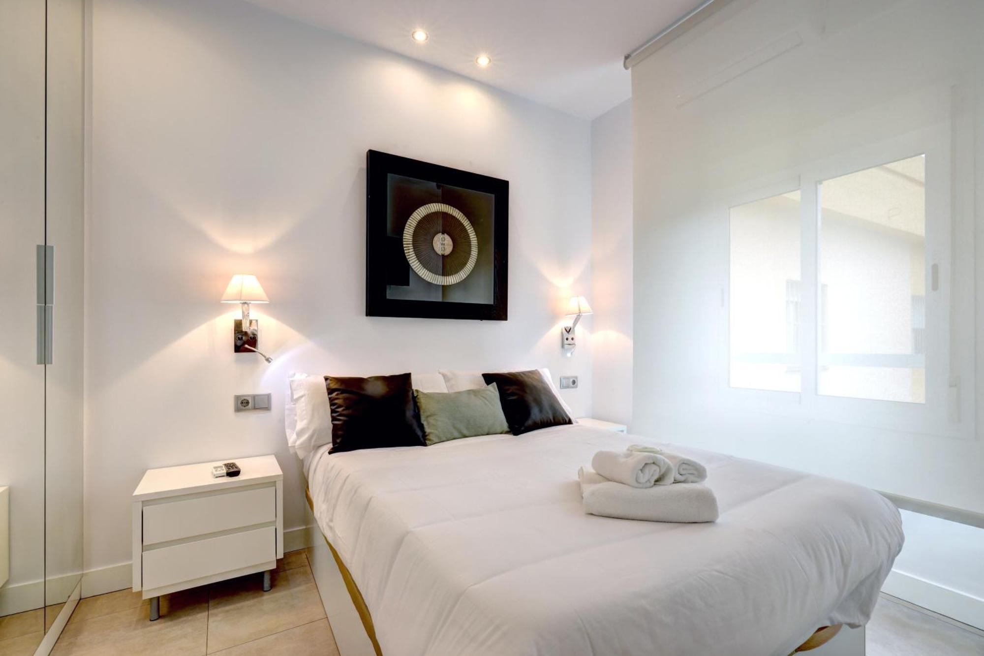 Apartamentos Con Vistas Y Terraza En ماربيا المظهر الخارجي الصورة