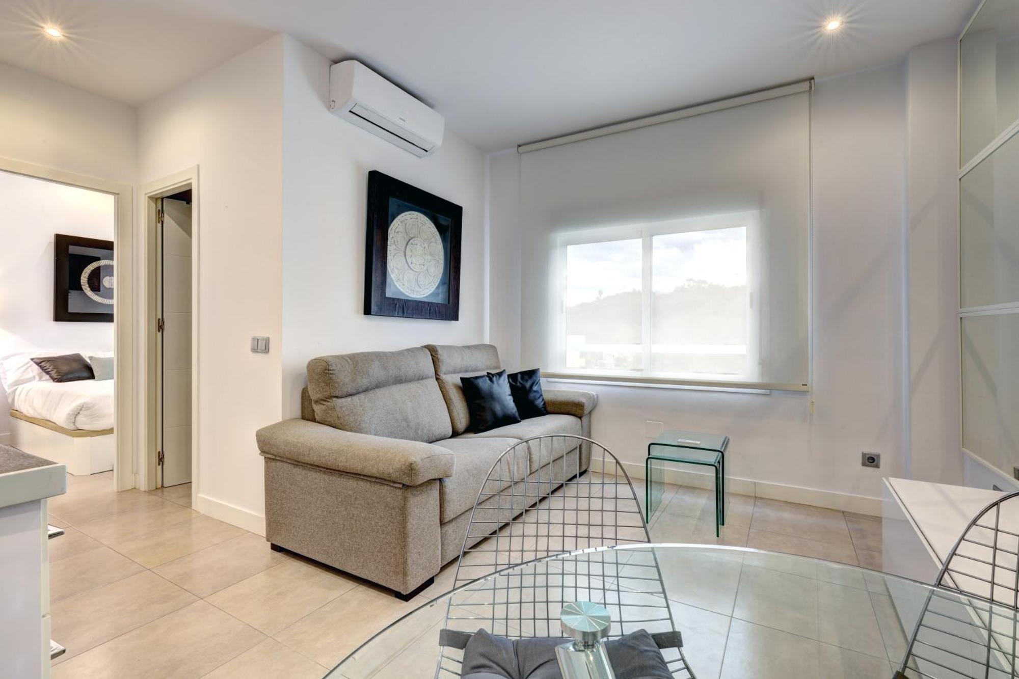 Apartamentos Con Vistas Y Terraza En ماربيا المظهر الخارجي الصورة